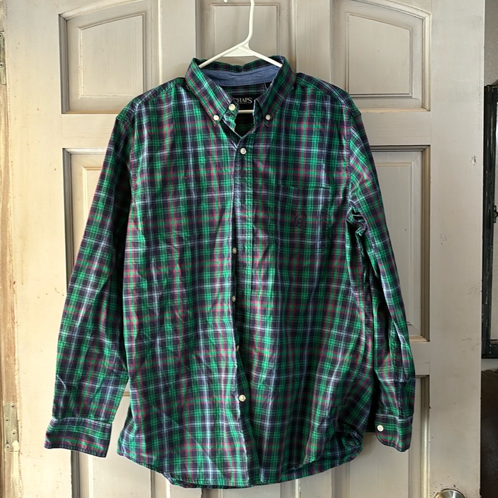 Men’s size L Chaps button down shirt
